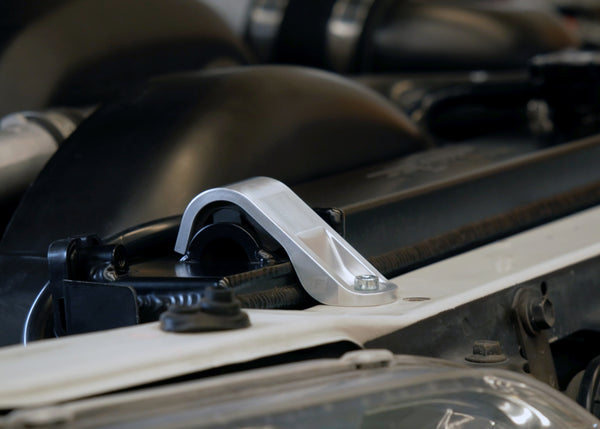 Toyota Chaser, Cresta & Mark II JZX100 Upper Radiator Mounts