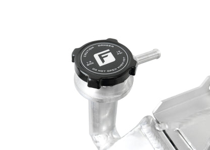 Universal Performance Radiator - Top Outlet Pipe Left / Bottom Outlet Pipe Right.