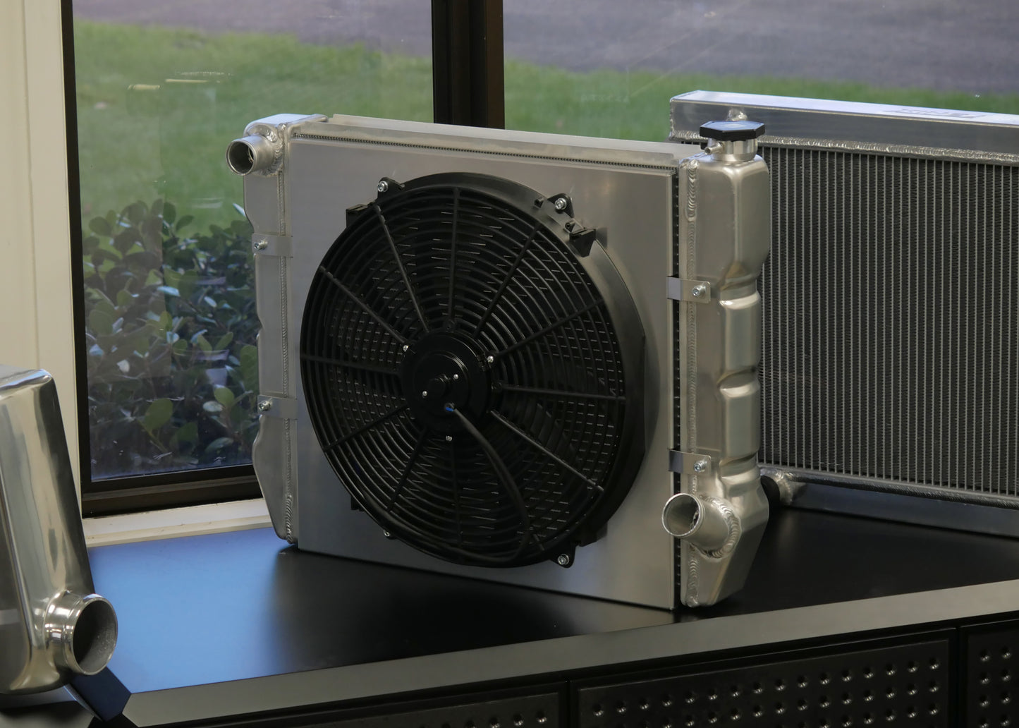 Universal Stock Car Radiator [482mm] Fan Shroud Kit