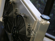 Universal Stock Car Radiator [568mm] Fan Shroud Kit