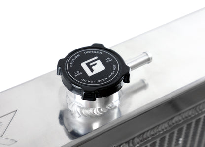 Universal Tall Radiator - Top Outlet Pipe Left / Bottom Outlet Pipe Right.