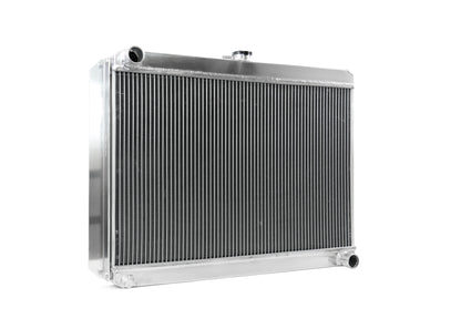 Universal Large Radiator - Top Outlet Pipe Left / Bottom Outlet Pipe Right.