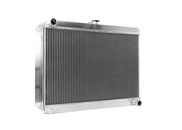 Universal Large Radiator - Top Outlet Pipe Left / Bottom Outlet Pipe Right.